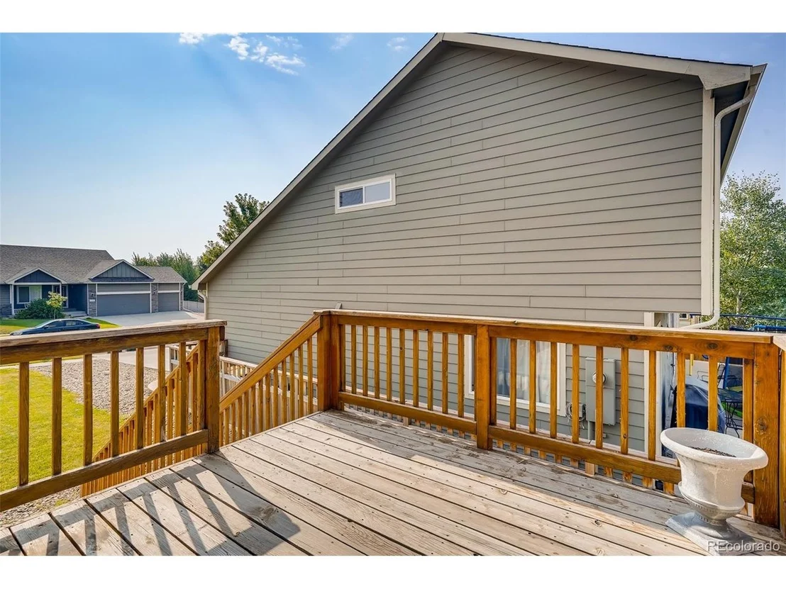 Photo of 2212 Jade Ave