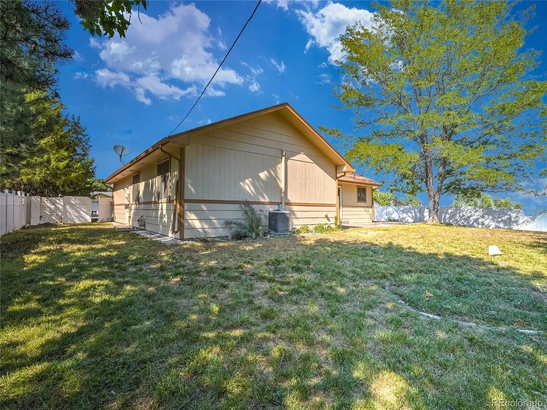Photo of 101 Highland Ave