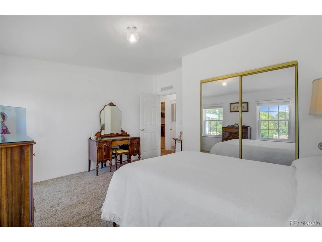 Photo of 12825 Garrett Rd