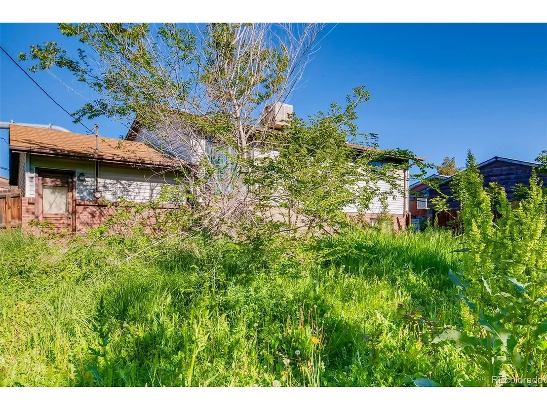 Photo of 7574 Heather Pl