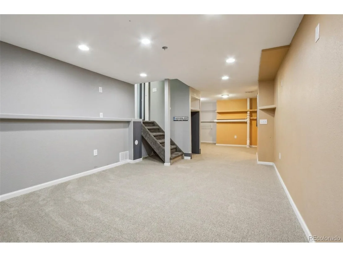 Photo of 13030 King Cir