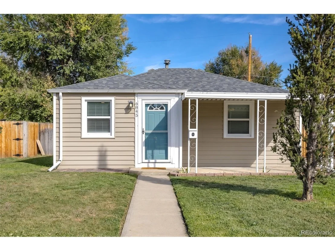 Photo of 6845 W 55th Pl