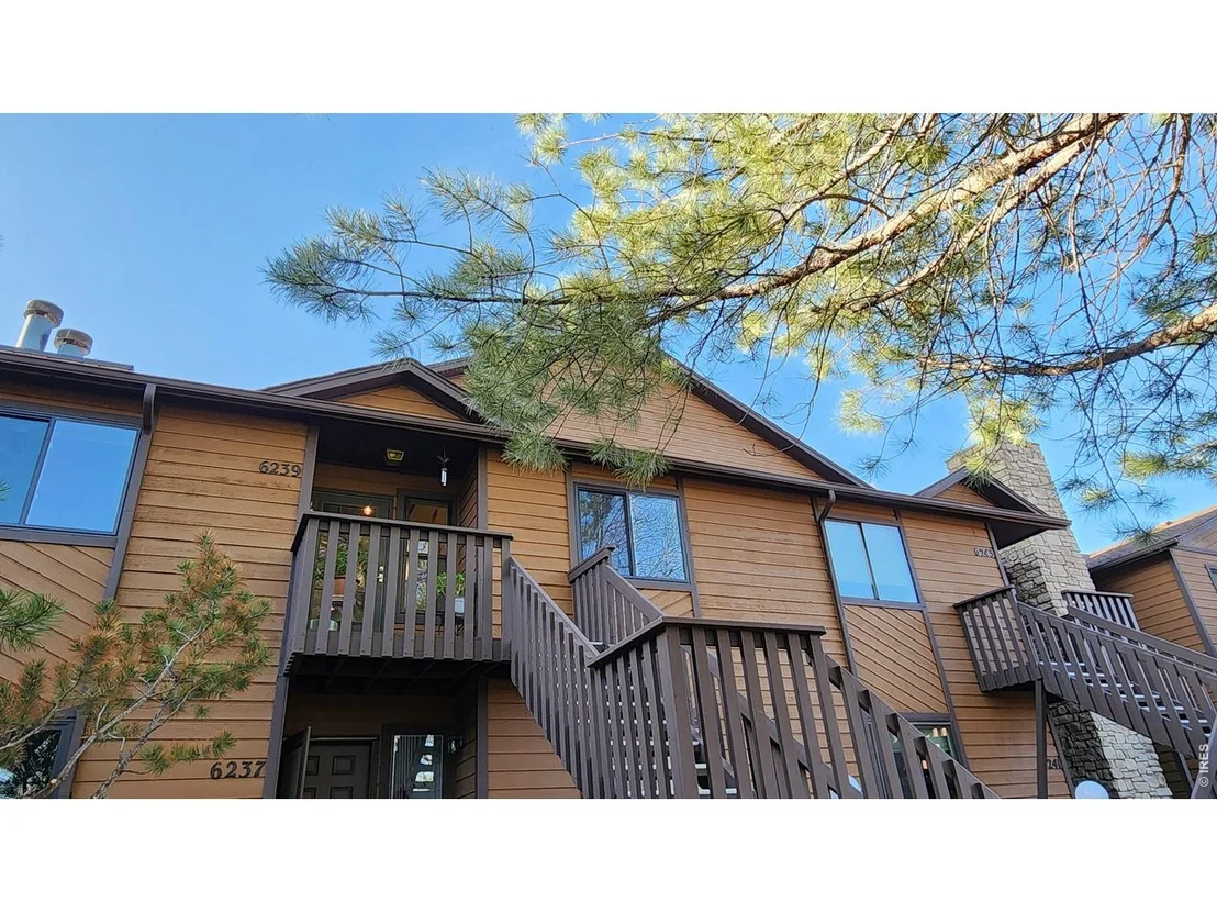 Photo of 6239 Willow Ln