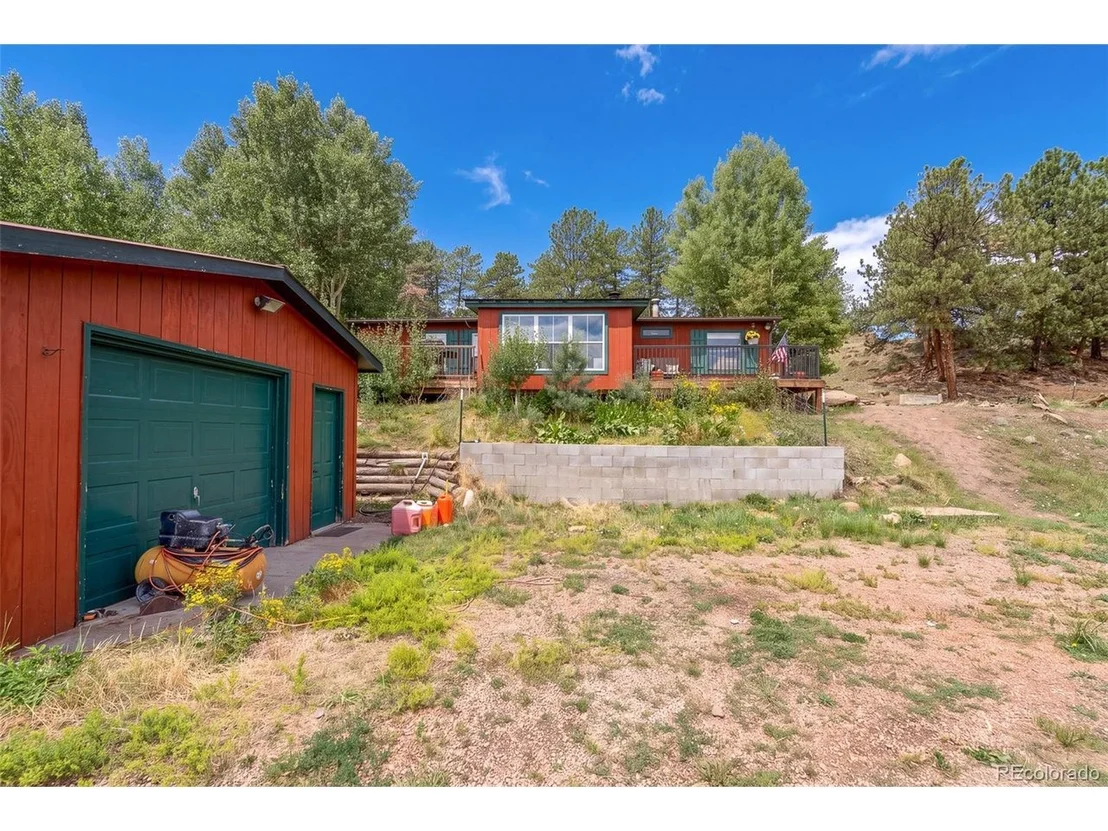 Photo of 242 Poplar Ln