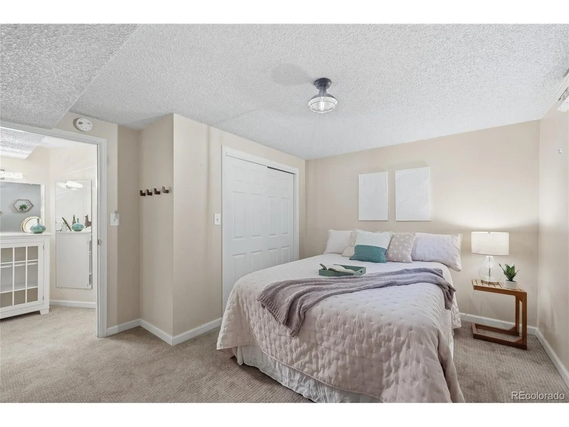 Photo of 5357 Field Cir