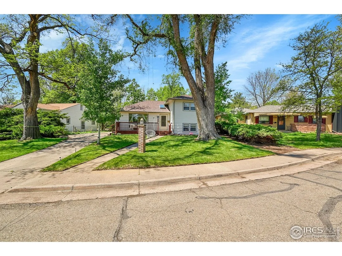 Photo of 2413 15th Ave