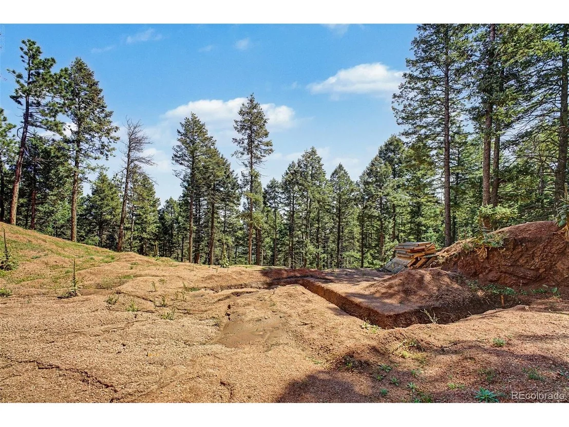 Photo of 2199 Badger Dr