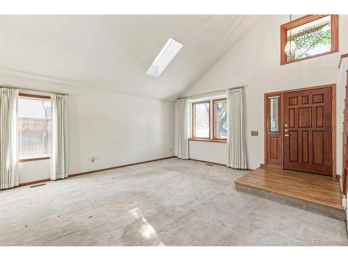 Photo of 7471 Rattlesnake Dr