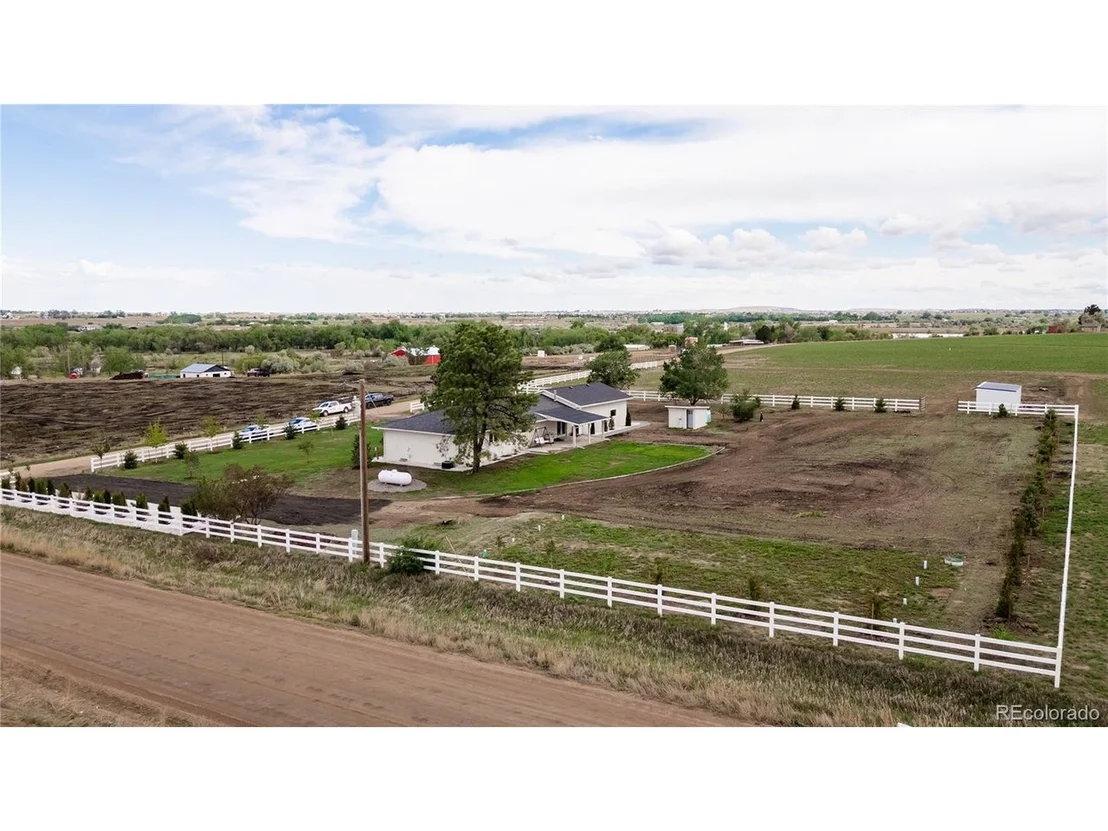 Photo of 344 County Road 16 1/2