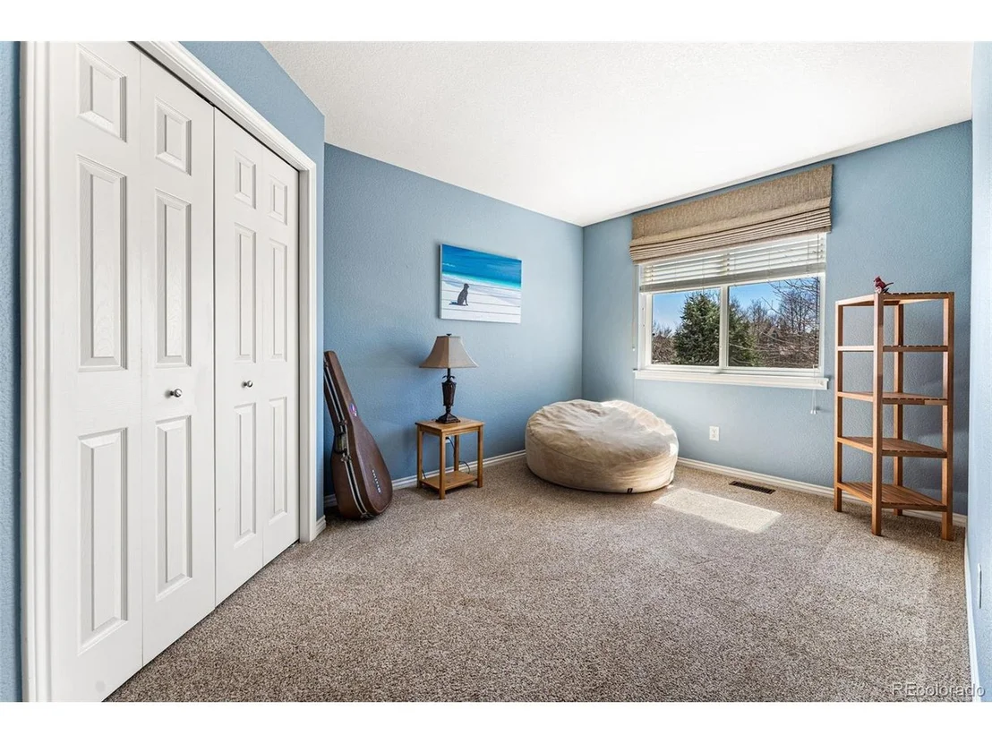 Photo of 3923 Hawthorne Cir