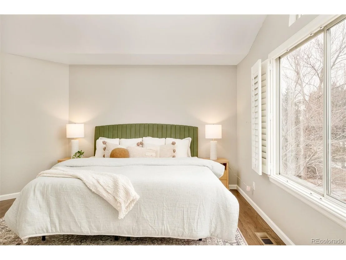 Photo of 10063 Silver Maple Rd