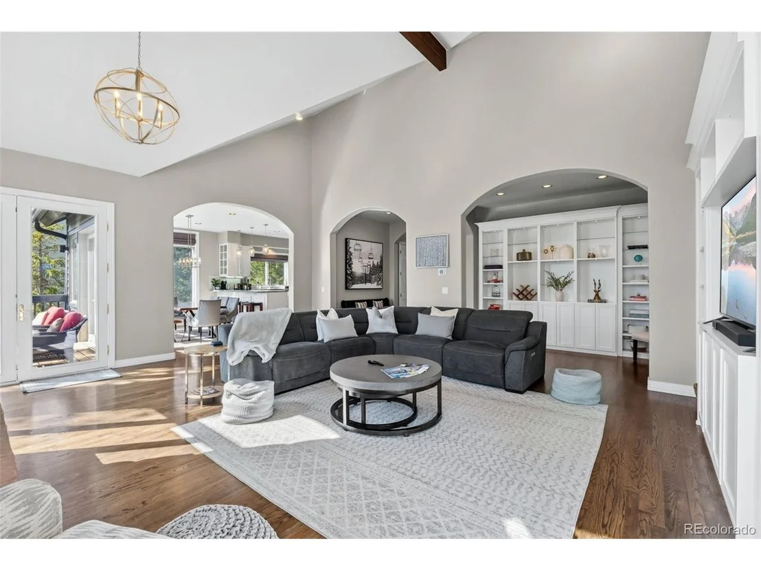 Photo of 162 High Meadow Dr