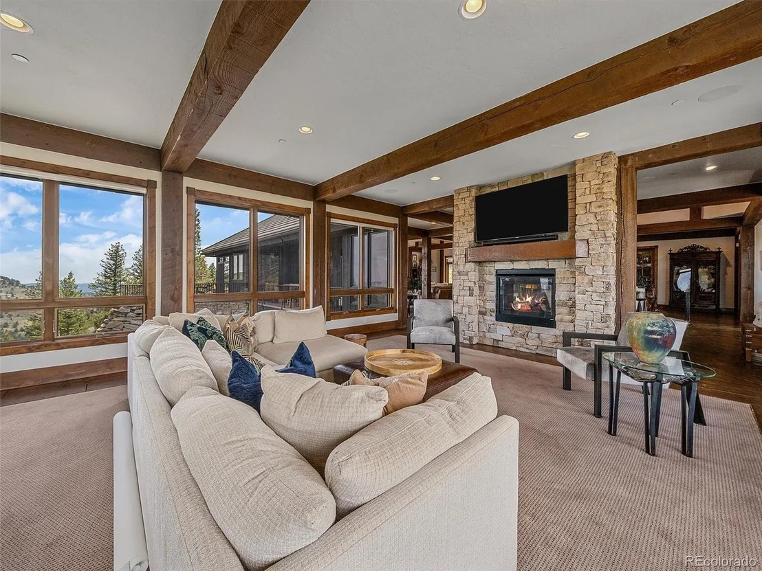 Photo of 221 Halter Way