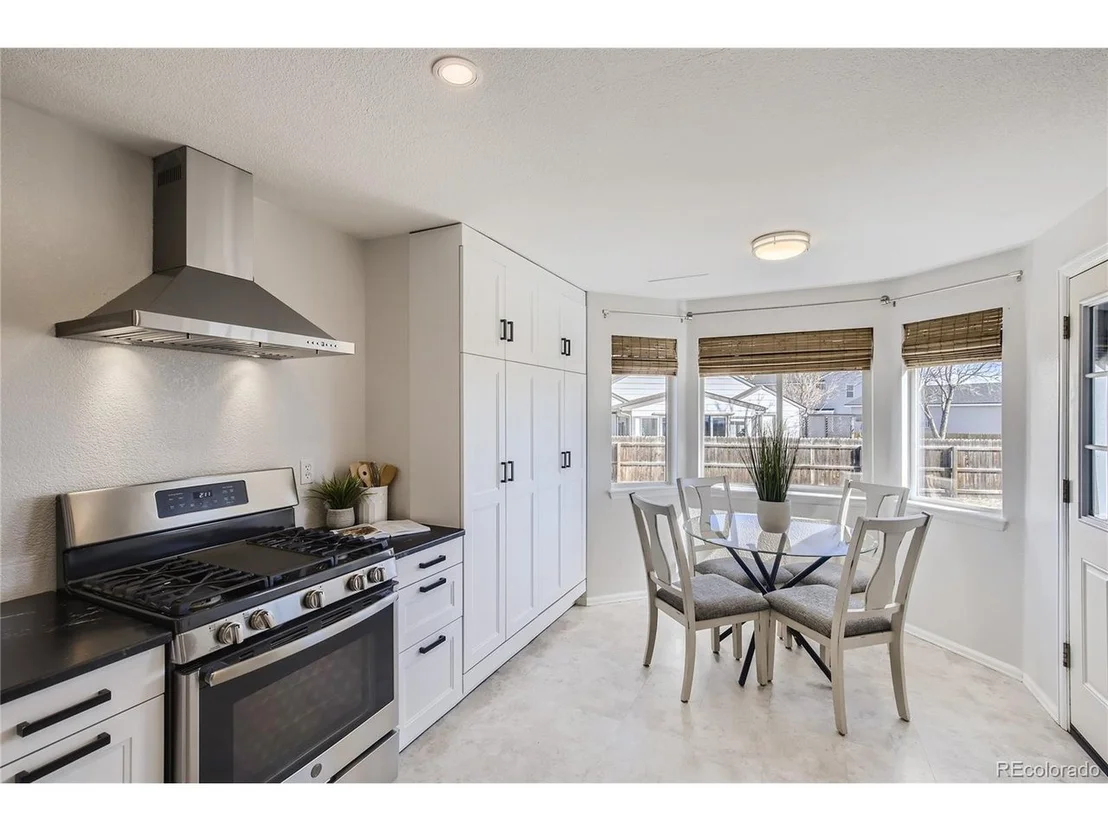Photo of 5378 Bear Ct