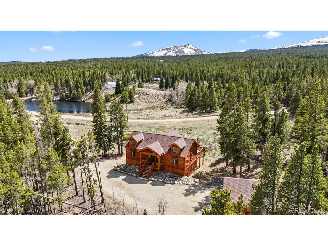 Photo of 1477 Lakeside Dr