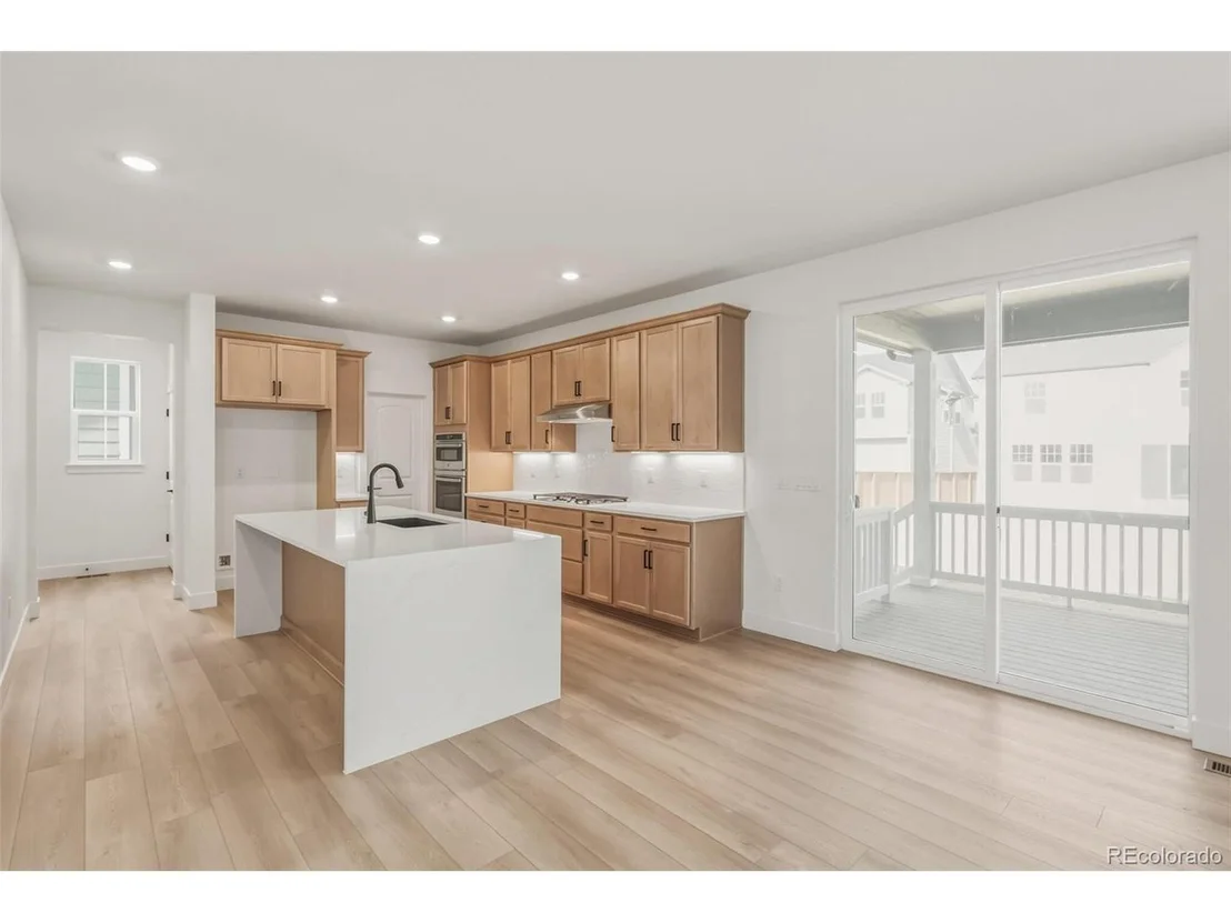 Photo of 1597 Bloom St
