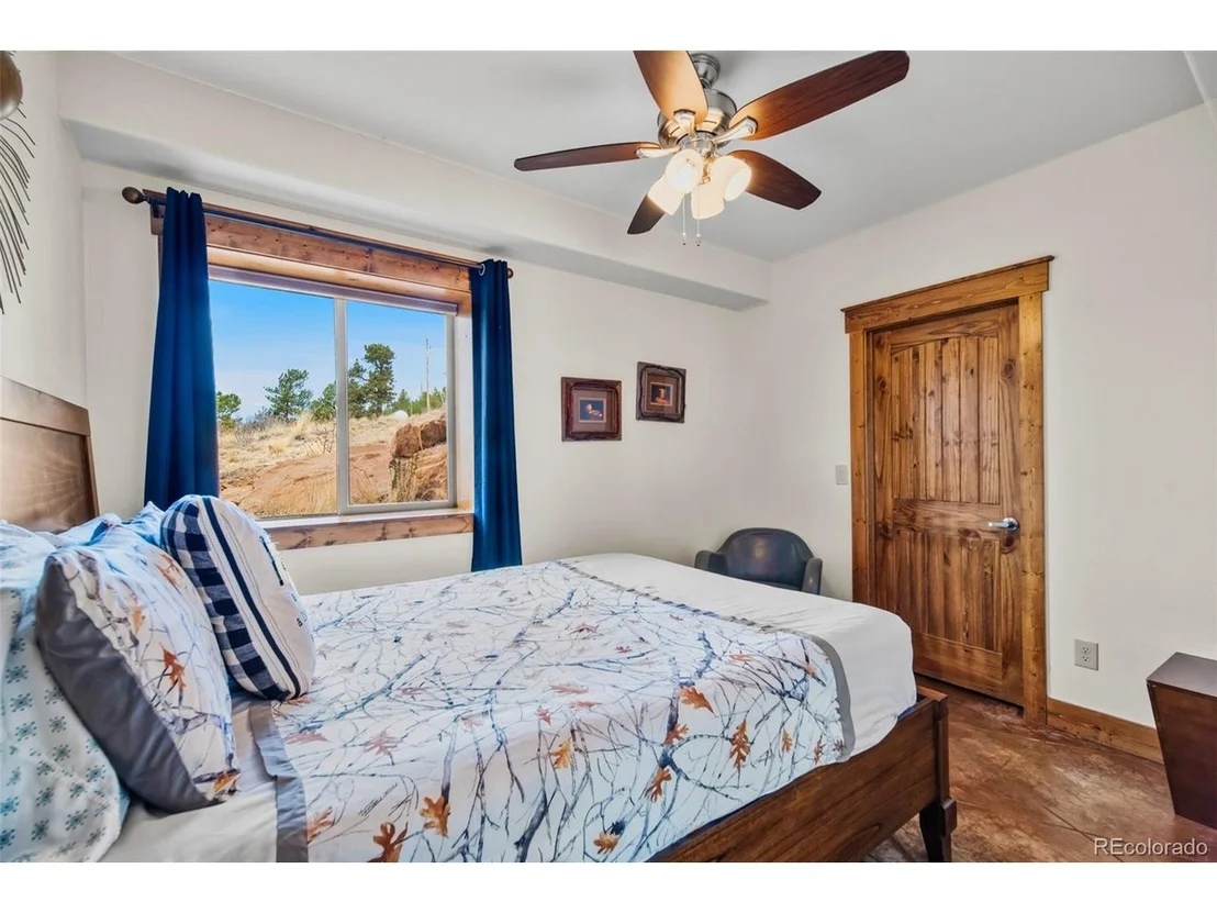 Photo of 273 Bonell Dr