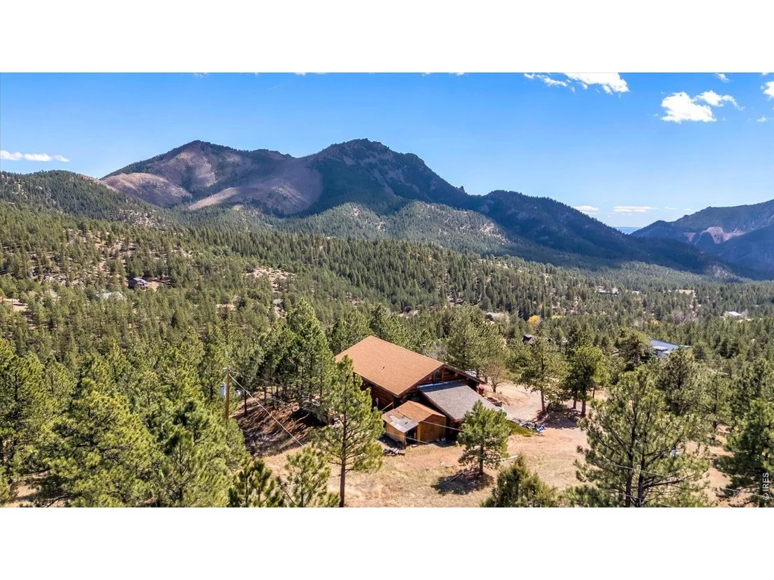 Photo of 679 Cougar Dr