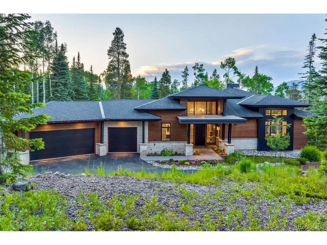 Photo of 585 Two Cabins Dr