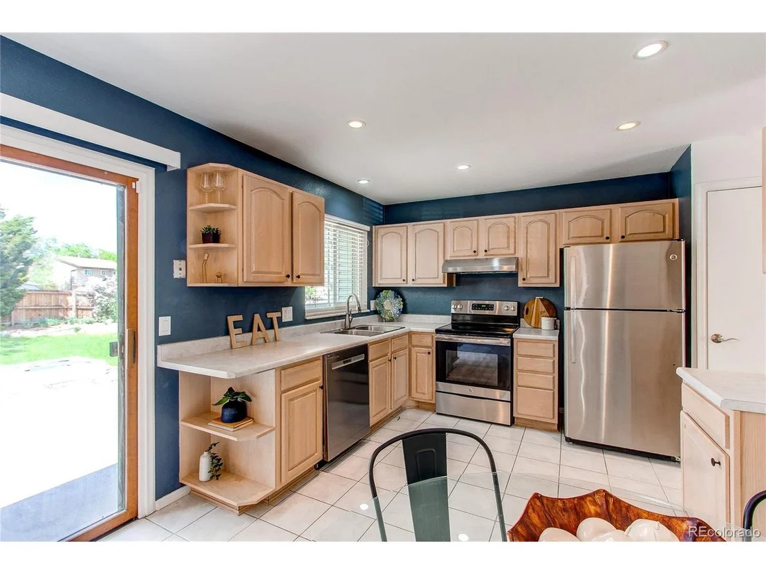 Photo of 2801 W 99th Cir