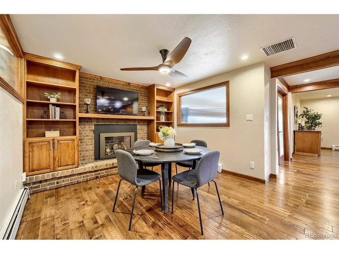 Photo of 8107 W 71st Pl