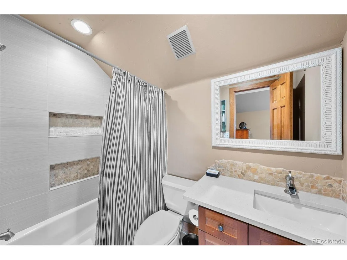 Photo of 1122 Forest Trails Dr