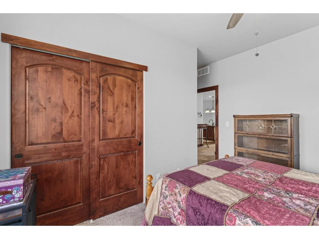 Photo of 84 Turnberry Dr