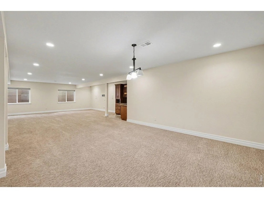 Photo of 5661 Mid Pointe Dr