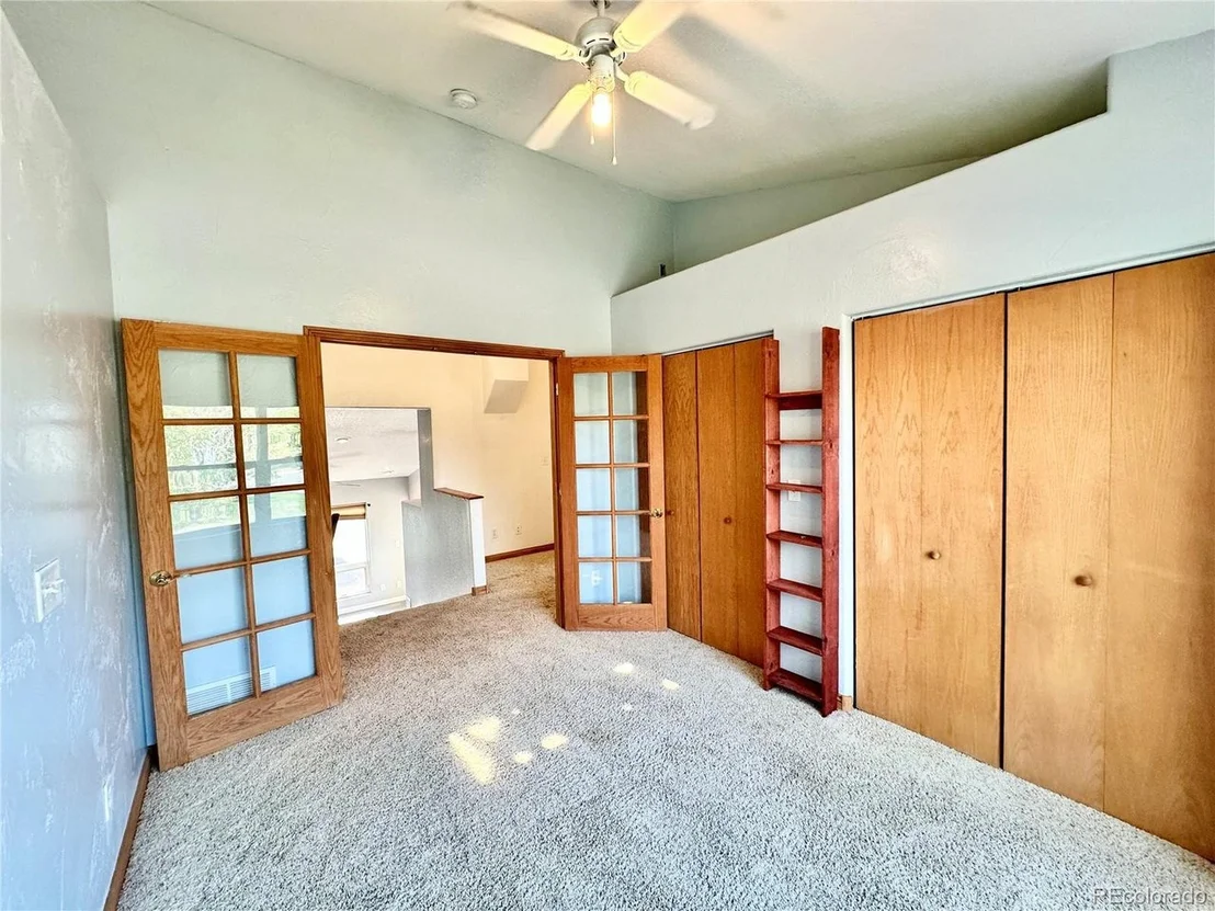 Photo of 3400 Collins Ave