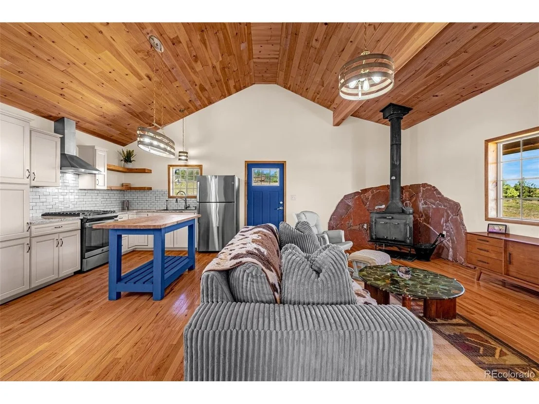 Photo of 8591 Black Beaver Rd