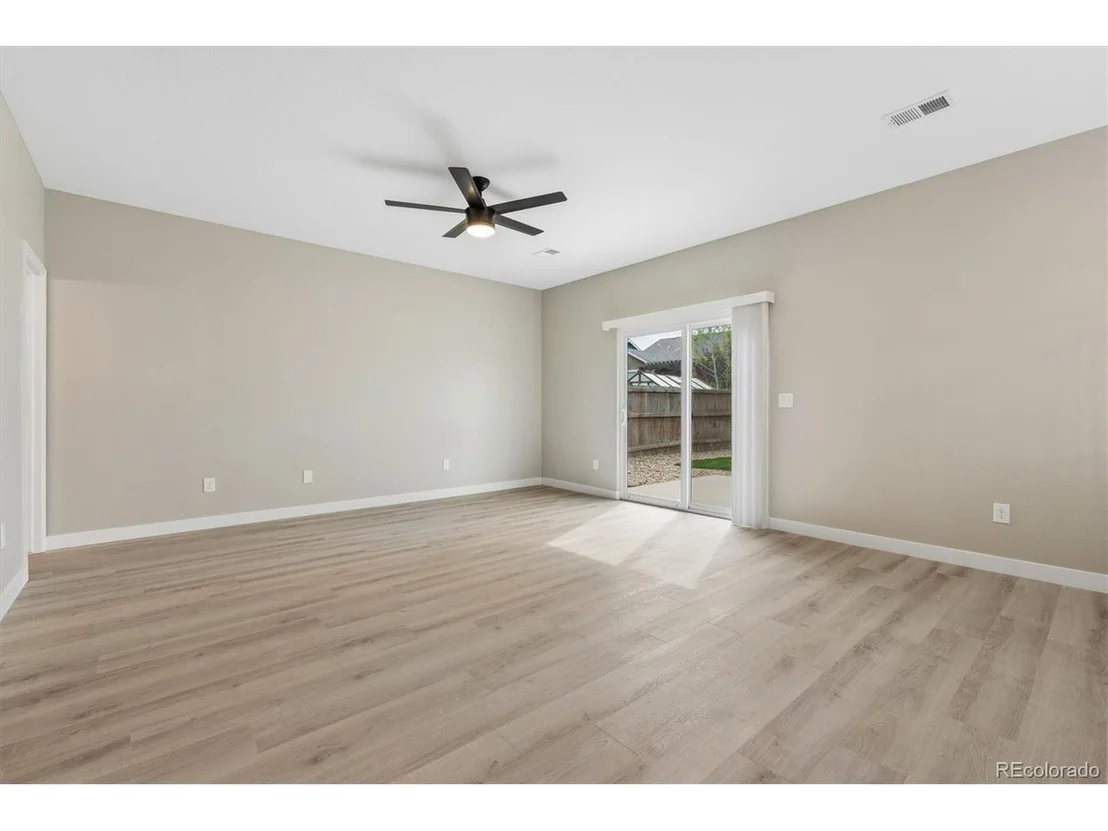 Photo of 422 Boulder Ln