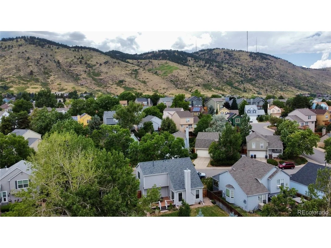 Photo of 472 Entrada Dr