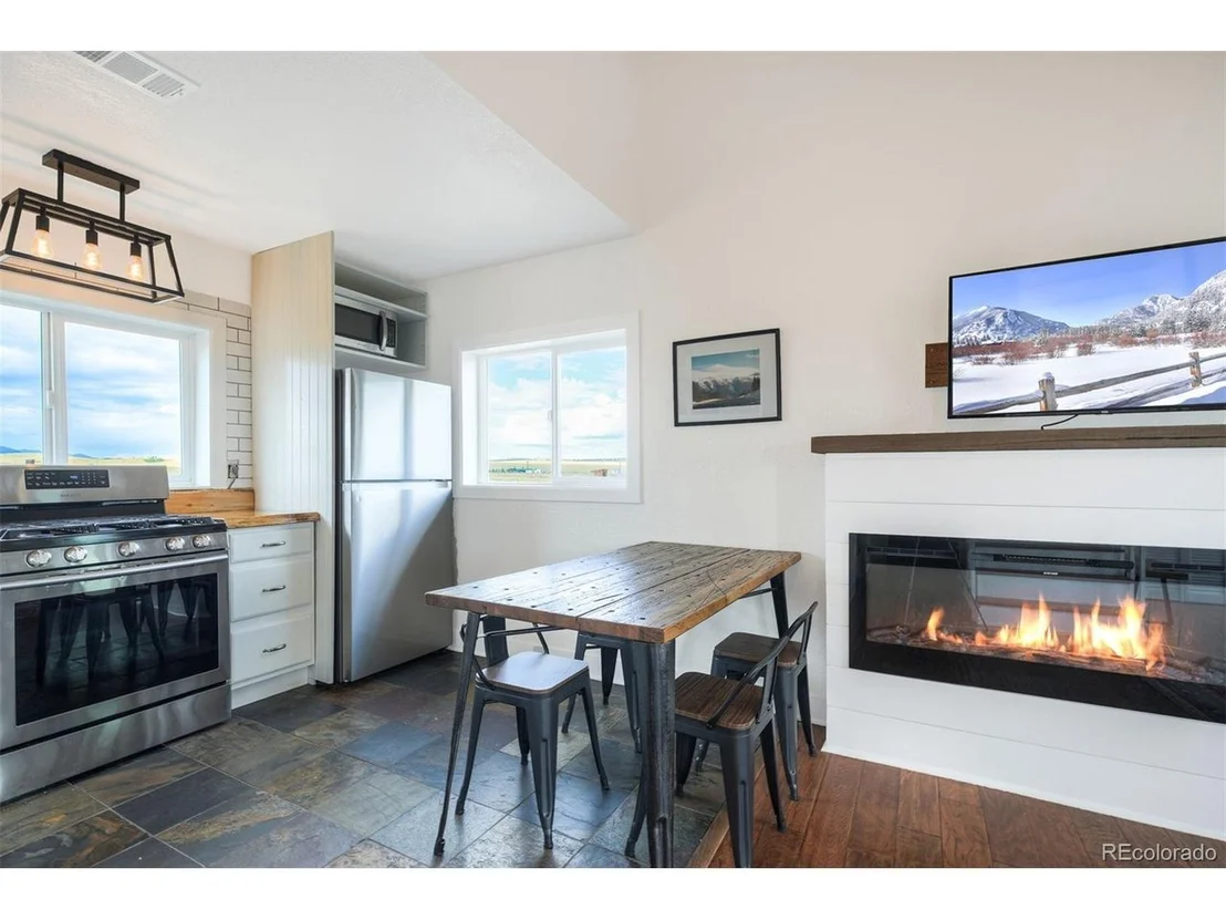 Photo of 137 Western Bee Ln