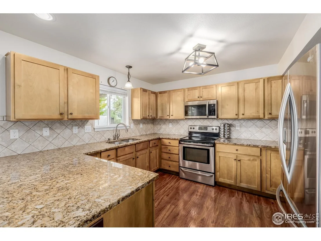 Photo of 484 Wind River Dr