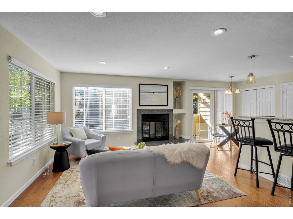 Photo of Unit E at 4879 White Rock Cir