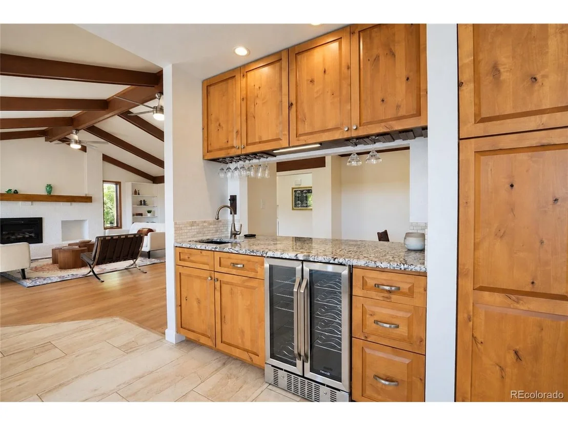 Photo of 815 Partridge Cir