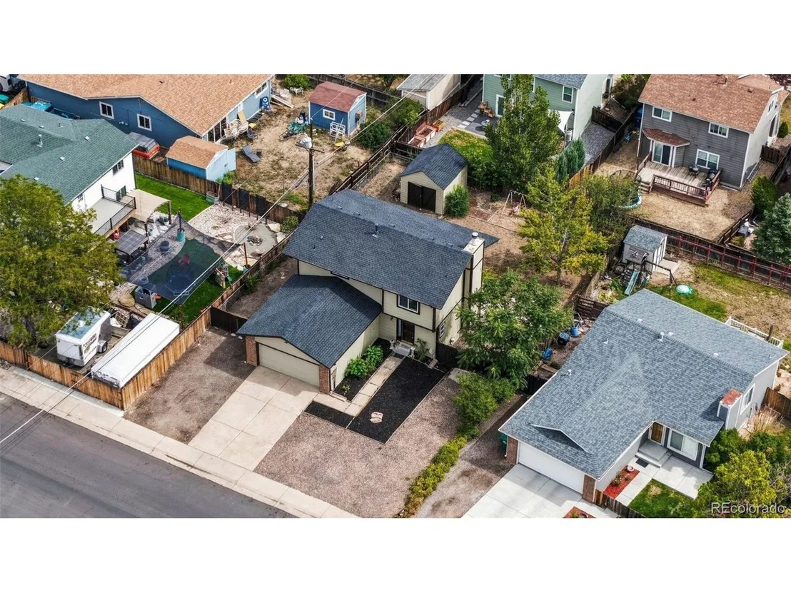 Photo of 1060 Downing Way