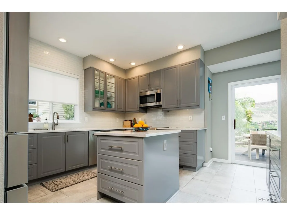 Photo of 323 White Ash Dr