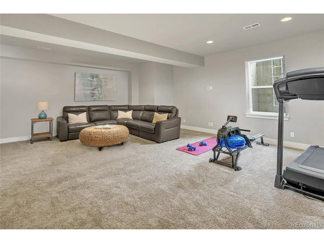 Photo of 5384 Uinta St