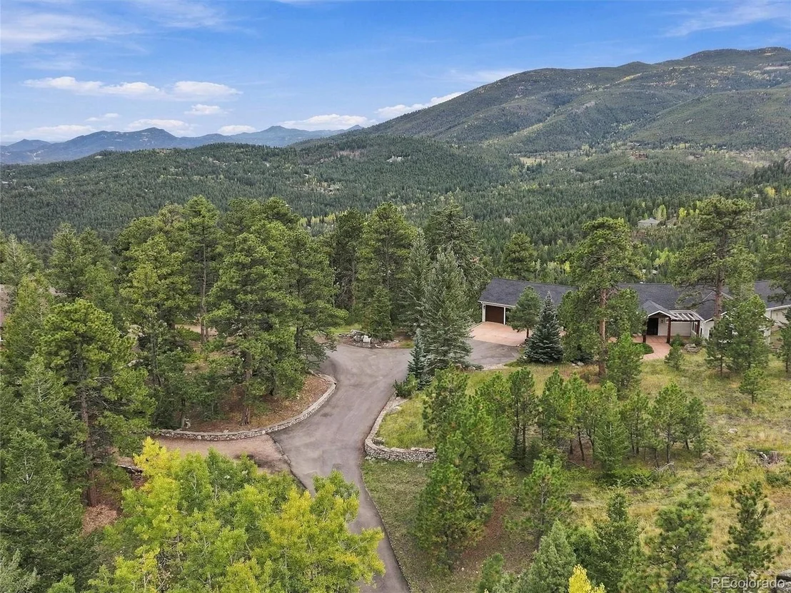 Photo of 35000 Fox Ridge Rd