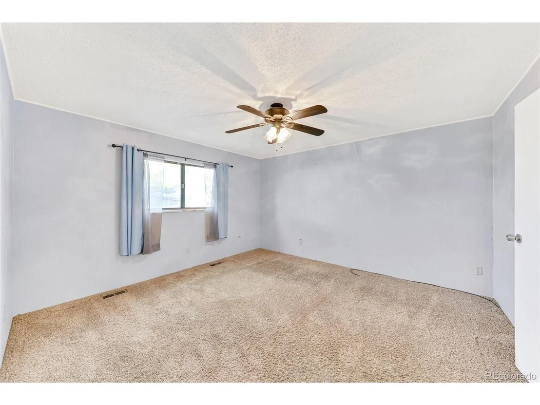 Photo of 580 Bountiful Ct