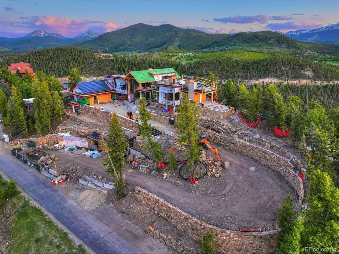 Photo of 303 High Meadow Dr