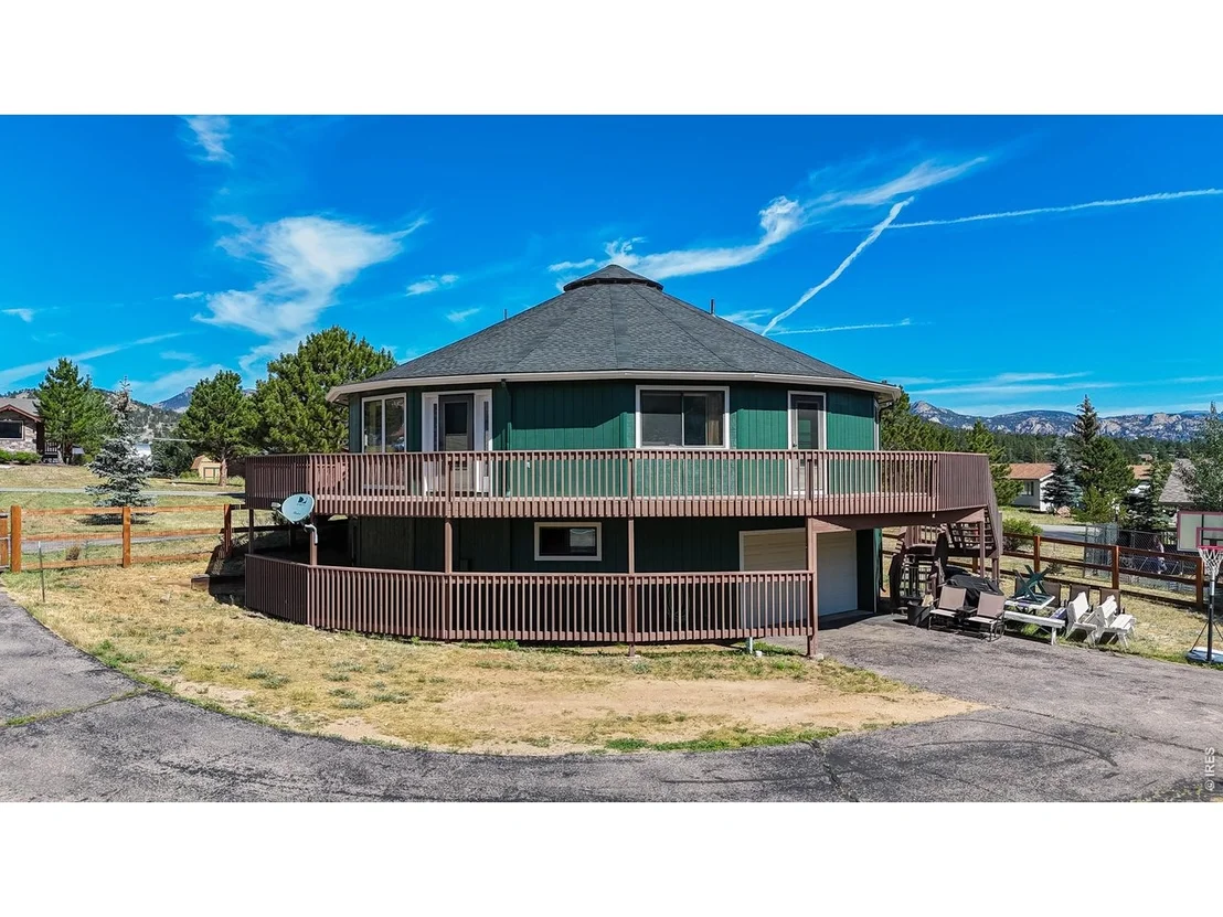 Photo of 2408 Longview Dr