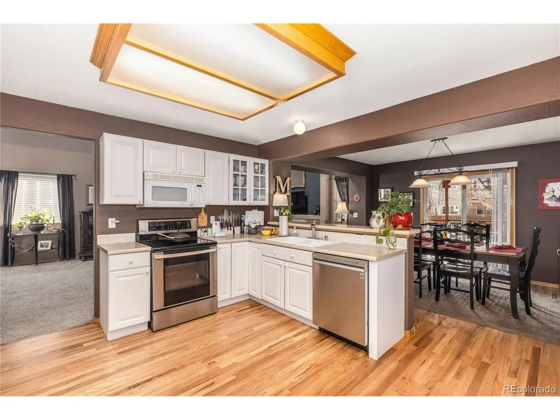 Photo of 1349 Carnation Cir