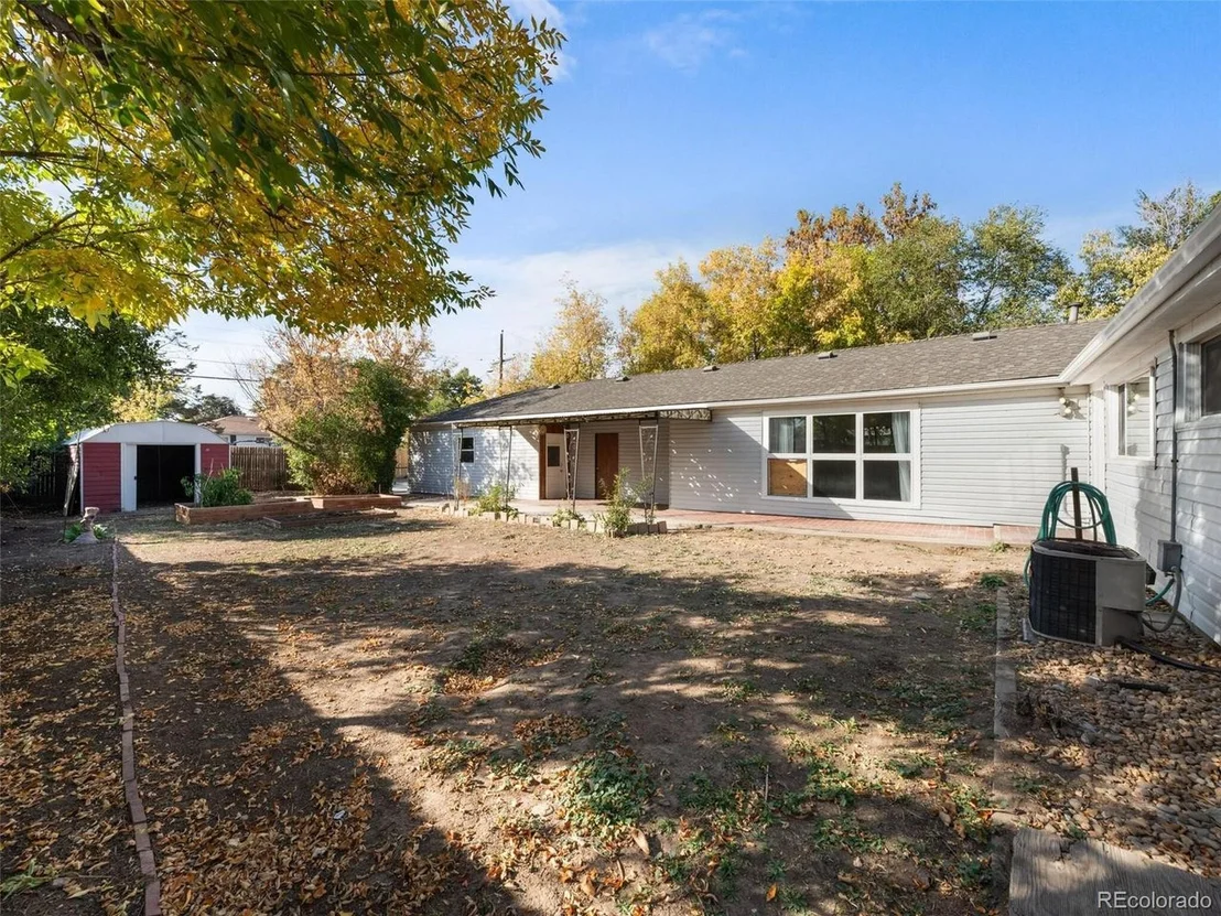 Photo of 727 Geneva St