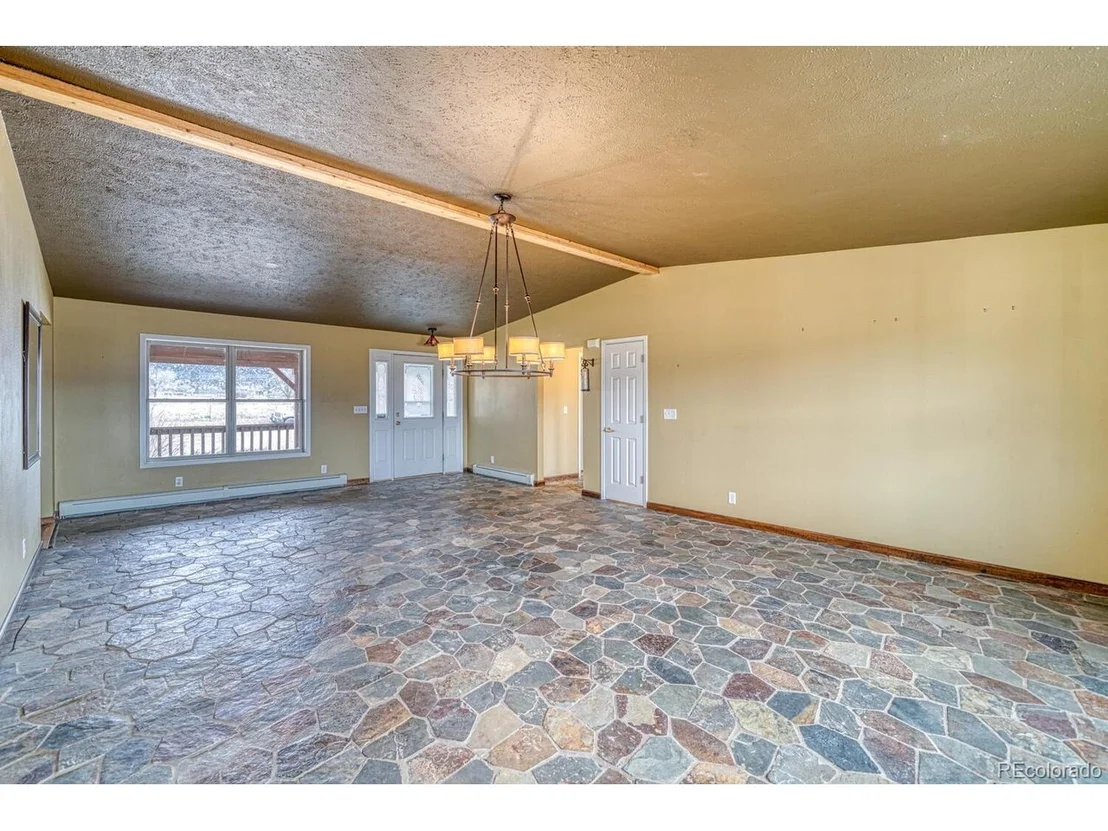 Photo of 7460 County Road 156w