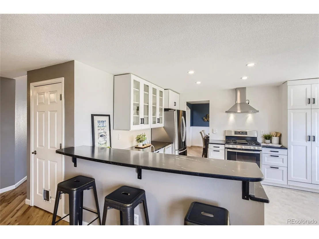 Photo of 5378 Bear Ct