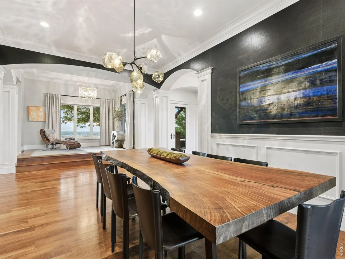 Photo of 15478 Mountain View Cir