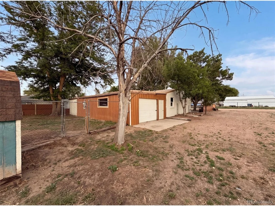 Photo of 15967 Echo Rd