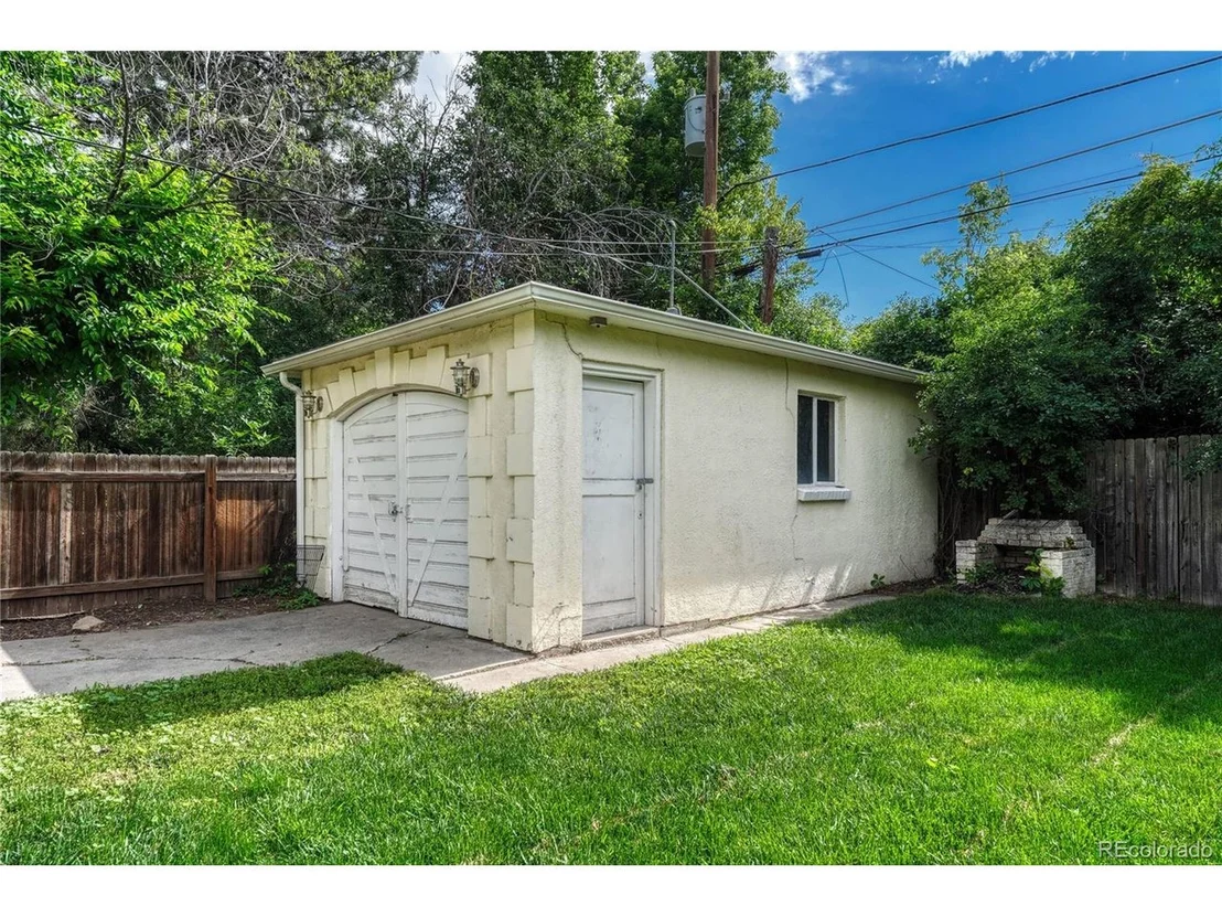 Photo of 1712 Olive Street